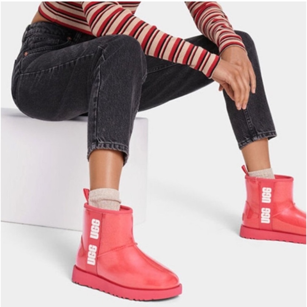 UGG CLASSIC CLEAR MINI rainbows hibiscus pink